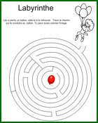 Labyrinthe à imprimer, l'enfant et le ballon